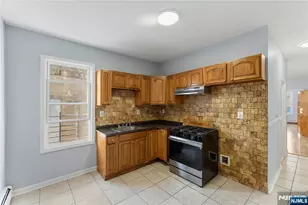 590 Hawthorne Ave, Irvington, NJ 07112 - Photo 7