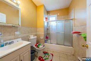 590 Hawthorne Ave, Irvington, NJ 07112 - Photo 29