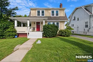 61 Buena Vista Ave, Hawthorne, NJ 07506 - Photo 1