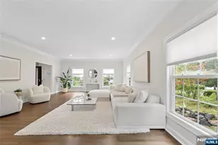 560 Van Emburgh Ave, Washington Township, NJ 07676 - Photo 7