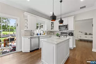 560 Van Emburgh Ave, Washington Township, NJ 07676 - Photo 9