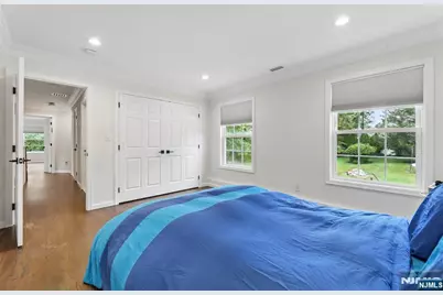 560 Van Emburgh Avenue, Washington Township, NJ 07676 - Photo 27