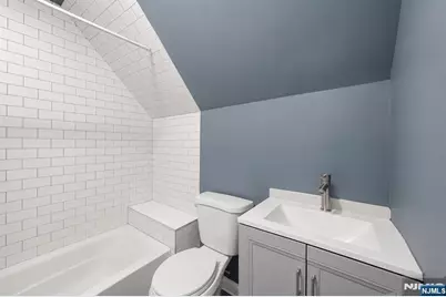 148 N 15th Street, East Orange, NJ 07017 - Photo 19