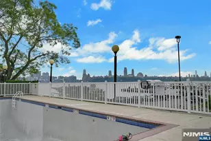 1077 River Road 1009, Edgewater, NJ 07020 - Photo 29