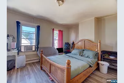 39 Hillman Street, Paterson, NJ 07522 - Photo 7