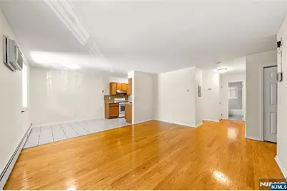 280 Undercliff Avenue 2 #2, Edgewater, NJ 07020 - Photo 5