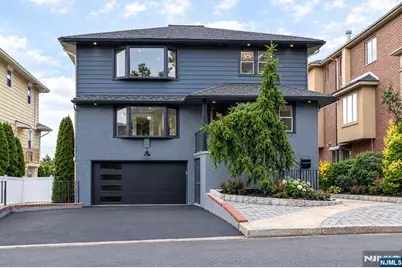 453 8th Street, Palisades Park, NJ 07650 - Photo 3
