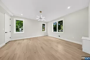 914 Hammond Rd, Ridgewood, NJ 07450 - Photo 15