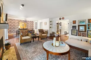 19 N Bayard Ln, Mahwah, NJ 07430 - Photo 9