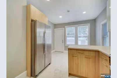 76 Mission Street, Montclair, NJ 07042 - Photo 9