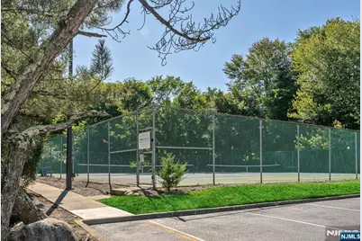 15 Bentley Drive, Franklin Lakes, NJ 07417 - Photo 35