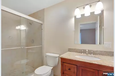 125 Lenox Avenue 2 #2, Ridgewood, NJ 07450 - Photo 7