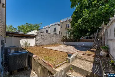 178 South Street, Jersey City, NJ 07307 - Photo 31
