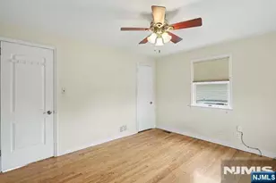 118 Gilbert Ave, Elmwood Park, NJ 07407 - Photo 11