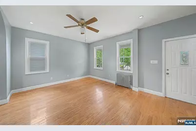 88 Boiling Springs Avenue, East Rutherford, NJ 07073 - Photo 7