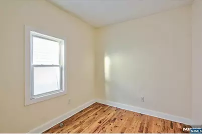 225 10th Street, Newark, NJ 07107 - Photo 15