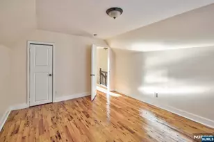 225 10th St, Newark, NJ 07107 - Photo 37