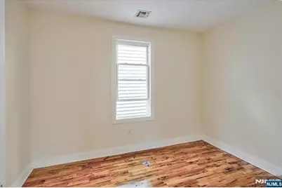 225 10th Street, Newark, NJ 07107 - Photo 25