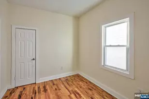 225 10th St, Newark, NJ 07107 - Photo 13