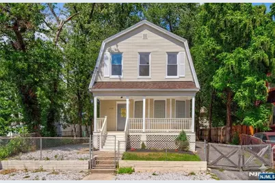 31-33 Voorhees Street, Newark, NJ 07108 - Photo 1