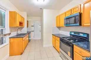 31-33 Voorhees St, Newark, NJ 07108 - Photo 19