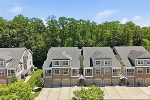 404 Waterview Ct 404, Hanover Township, NJ 07927 - Photo 3