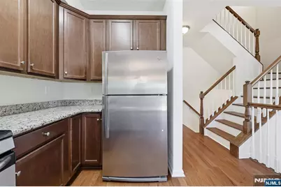 404 Waterview Court 404 #404, Hanover Township, NJ 07927 - Photo 11