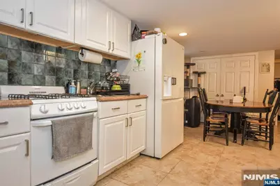 374 Leonard Drive, New Milford, NJ 07646 - Photo 21