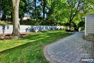 374 Leonard Dr, New Milford, NJ 07646 - Photo 29