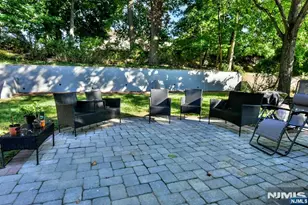 374 Leonard Dr, New Milford, NJ 07646 - Photo 27