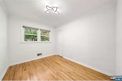 259 Garden Place, Oradell, NJ 07649 - Photo 17