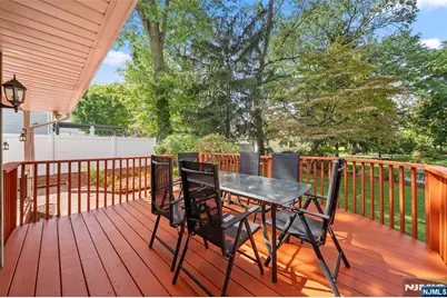 259 Garden Place, Oradell, NJ 07649 - Photo 23