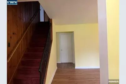 271 Wilson Avenue, Paramus, NJ 07652 - Photo 5