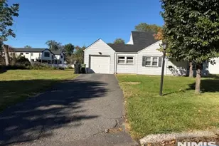 271 Wilson Ave, Paramus, NJ 07652 - Photo 25