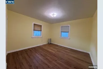 271 Wilson Avenue, Paramus, NJ 07652 - Photo 13