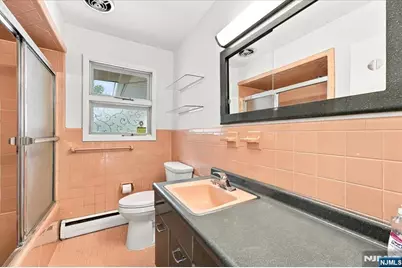 261 Gaston Avenue, Garfield, NJ 07026 - Photo 19