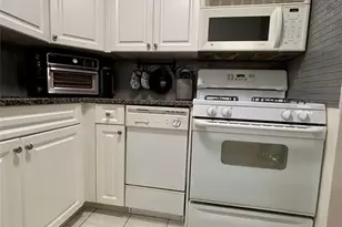 605 Grove Street E10, Clifton, NJ 07013 - Photo 9