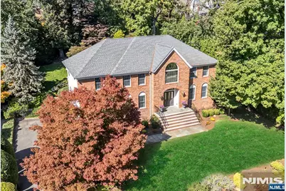 402 Highland Avenue, Ridgewood, NJ 07450 - Photo 1