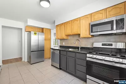 54 Columbia Avenue, Palisades Park, NJ 07650 - Photo 27