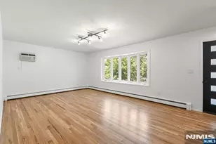 54 Columbia Ave, Palisades Park, NJ 07650 - Photo 11