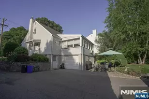 237 Glen Ave, Midland Park, NJ 07432 - Photo 15