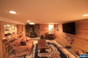 237 Glen Ave, Midland Park, NJ 07432 - Photo 11