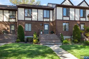18 Holiday Ct, River Vale Township, NJ 07675 - Photo 1