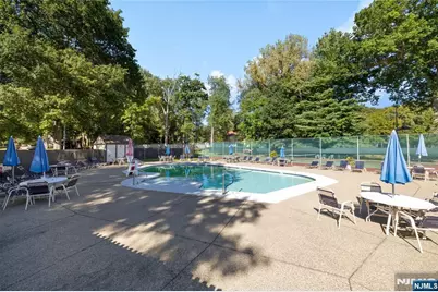18 Holiday Court, River Vale Township, NJ 07675 - Photo 27
