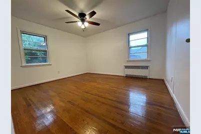 461-463 Boyden Avenue 1 #1, Maplewood, NJ 07040 - Photo 7