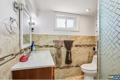30 Putnam Street, Lodi, NJ 07644 - Photo 29