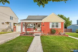 30 Putnam St, Lodi, NJ 07644 - Photo 1