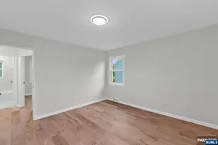 925 Middlesex St, Linden, NJ 07036 - Photo 11