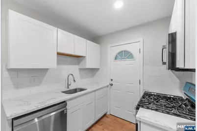 925 Middlesex Street, Linden, NJ 07036 - Photo 17