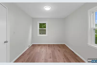 925 Middlesex Street, Linden, NJ 07036 - Photo 13